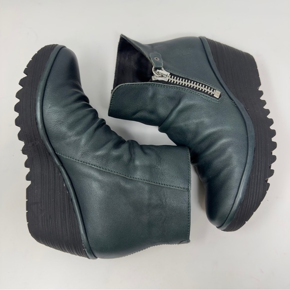 Fly London Yoxi Leather Wedge Ankle Boot - Picture 8 of 9